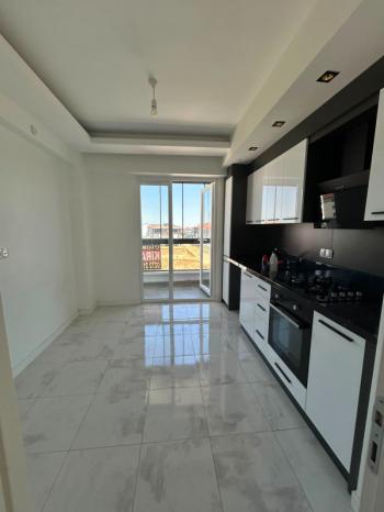 AFYON ÜÇOK EMLAKTAN KANLICA MAH +1 110M² SIFIR AYARINDA KİRALIK  DAİRE 