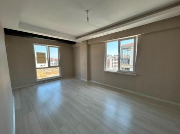 AFYON ÜÇOK EMLAKTAN KANLICA MAH +1 110M² SIFIR AYARINDA KİRALIK  DAİRE 