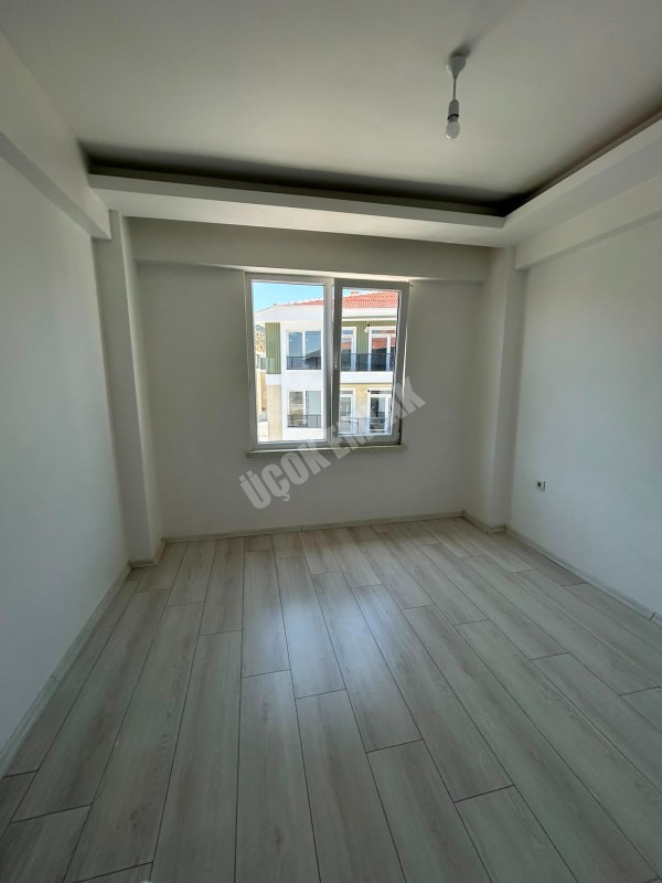 AFYON ÜÇOK EMLAKTAN KANLICA MAH +1 110M² SIFIR AYARINDA KİRALIK  DAİRE 