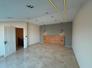Didim'de Satılık 3+1 Havuzlu Teraslı Otoparklı Villa