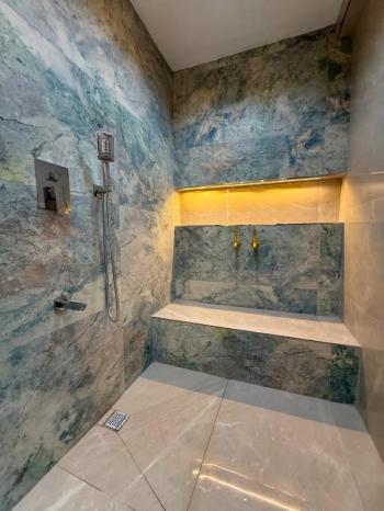 Didim'de Satılık 3+1 Havuzlu Teraslı Otoparklı Villa