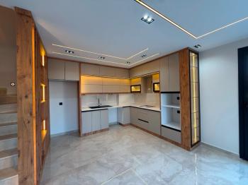 Didim'de Satılık 3+1 Havuzlu Teraslı Otoparklı Villa
