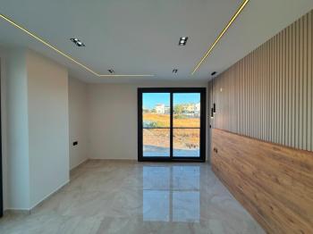 Didim'de Satılık 3+1 Havuzlu Teraslı Otoparklı Villa