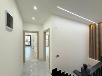 Didimde 317 M2  Arsa İçerisinde 4+1 Villa