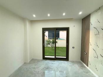 Didimde 317 M2  Arsa İçerisinde 4+1 Villa