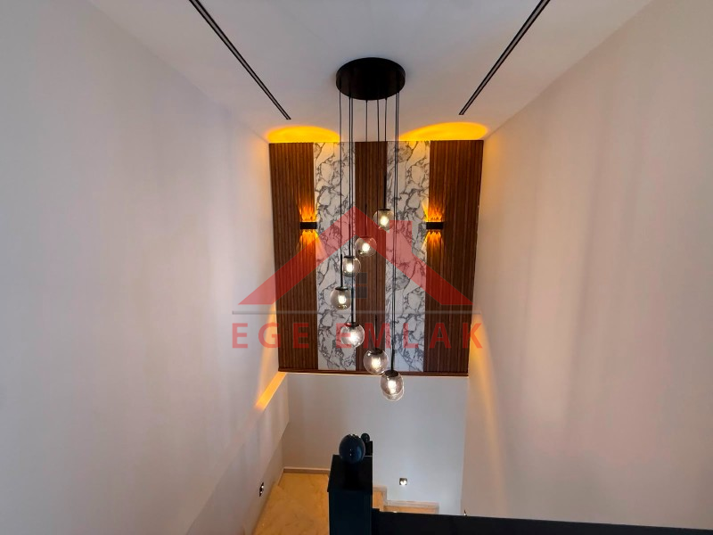 Didim'de Satılık 3+1 Havuzlu Teraslı Otoparklı Villa