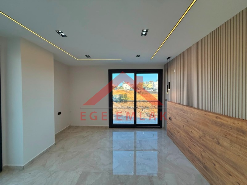 Didim'de Satılık 3+1 Havuzlu Teraslı Otoparklı Villa