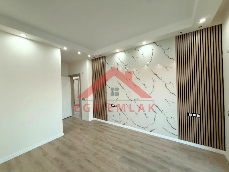 Didimde 317 M2  Arsa İçerisinde 4+1 Villa