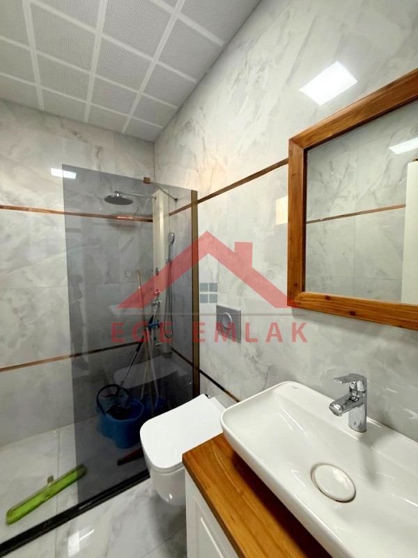 Didimde 317 M2  Arsa İçerisinde 4+1 Villa