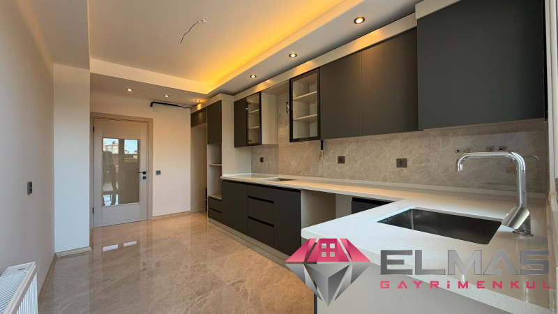 Elmas'tan Böylesi Yok Full Yapılı, Geniş M2, Bölgede Emsali Yok