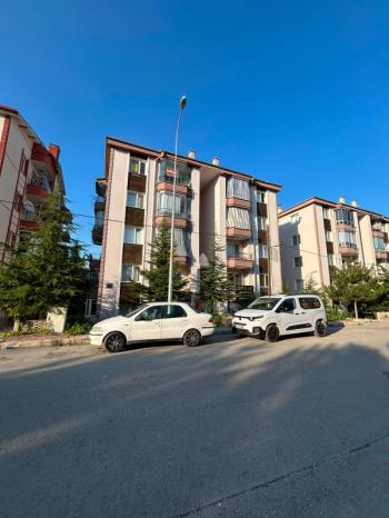 * AFYON ÜÇOK EMLAKTAN HARBİŞ KOCATEPE MAH 3+1 115M² TEMİZ BAKIMLI KİRALIK DAİRE *