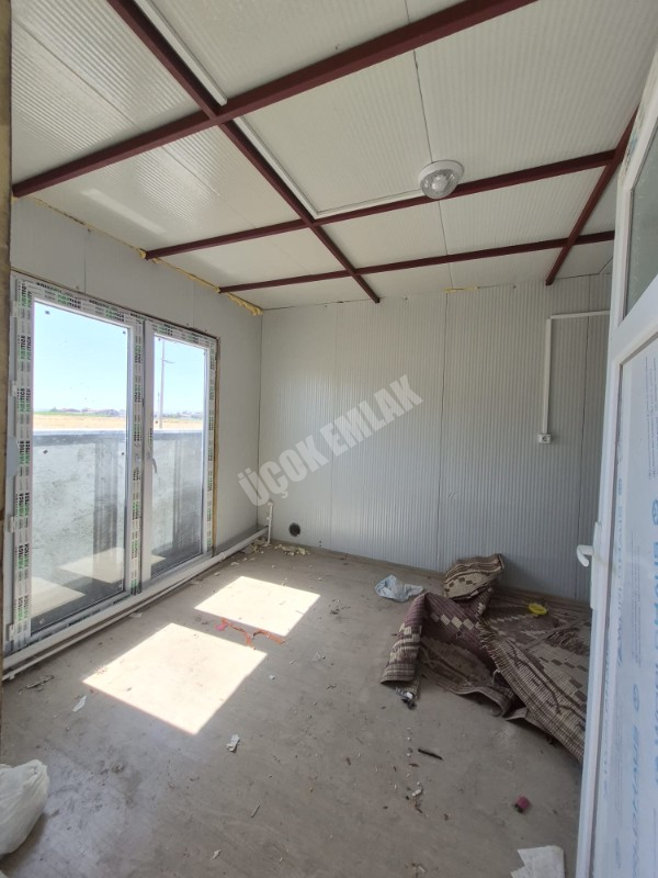 *AFYON ÜÇOK EMLAKTAN SUSUZ KASABASI 964M² SATILIK ARSA + MÜSTAKİL EV *