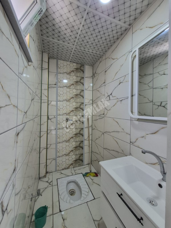 *AFYON ÜÇOK EMLAKTAN SUSUZ KASABASI 964M² SATILIK ARSA + MÜSTAKİL EV *