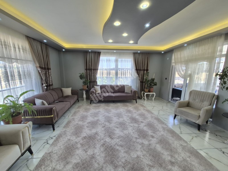 *AFYON ÜÇOK EMLAKTAN SUSUZ KASABASI 964M² SATILIK ARSA + MÜSTAKİL EV *