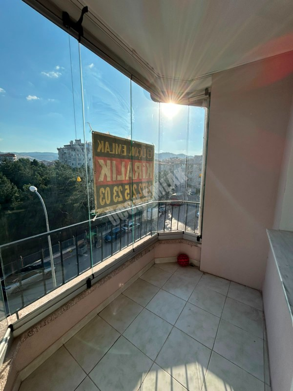 * AFYON ÜÇOK EMLAKTAN HARBİŞ KOCATEPE MAH 3+1 115M² TEMİZ BAKIMLI KİRALIK DAİRE *