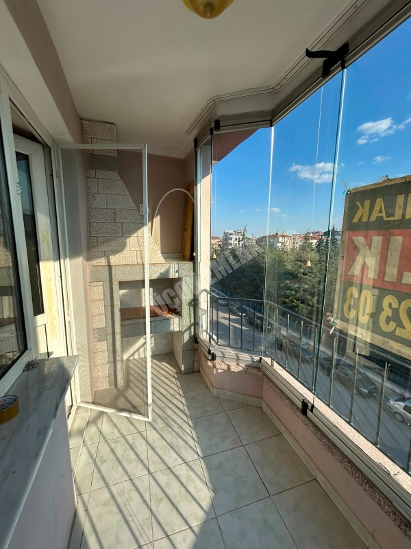 * AFYON ÜÇOK EMLAKTAN HARBİŞ KOCATEPE MAH 3+1 115M² TEMİZ BAKIMLI KİRALIK DAİRE *