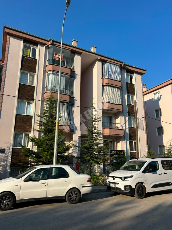 * AFYON ÜÇOK EMLAKTAN HARBİŞ KOCATEPE MAH 3+1 115M² TEMİZ BAKIMLI KİRALIK DAİRE *