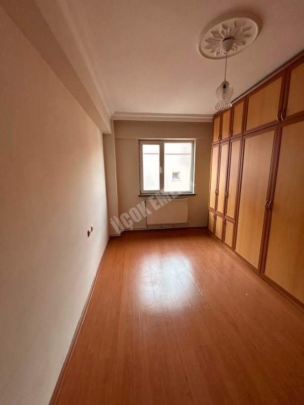 * AFYON ÜÇOK EMLAKTAN HARBİŞ KOCATEPE MAH 3+1 115M² TEMİZ BAKIMLI KİRALIK DAİRE *