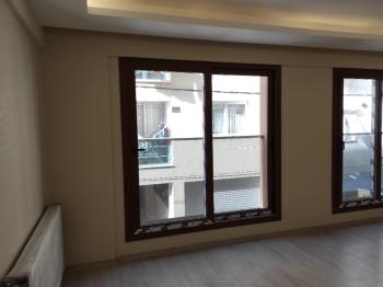 Antre Emlak'tan Kiralık Bahçelievler'de Hastane Yanı Doğalgazlı,Asansörlü Açık Mutfak 2+1 Yeni Daire