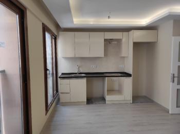 Antre Emlak'tan Kiralık Bahçelievler'de Hastane Yanı Doğalgazlı,Asansörlü Açık Mutfak 2+1 Yeni Daire