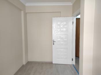 Antre Emlak'tan Kiralık Bahçelievler'de Hastane Yanı Doğalgazlı,Asansörlü Açık Mutfak 2+1 Yeni Daire