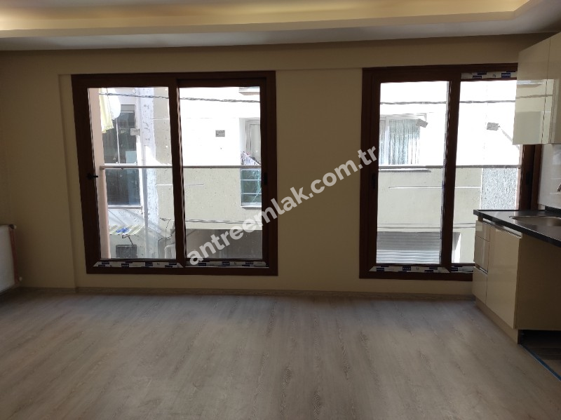 Antre Emlak\\\\\\\\\\\\\\\\\\\\\\\\\\\\\\\'tan Kiralık Bahçelievler\\\\\\\\\\\\\\\\\\\\\\\\\\\\\\\'de Hastane Yanı Doğalgazlı,Asansörlü Açık Mutfak 2+1 Yeni Daire