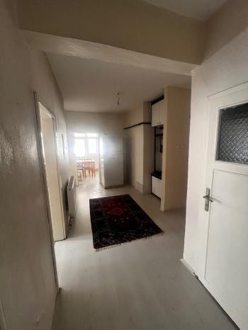 SEVİLLER MAH. HAL BÖLGESİNDE SATILIK 2+1 DAİRE
