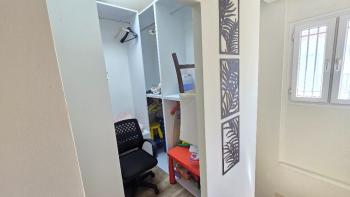 KKTC Girne Alsancak'ta Şokmar Market Arkasında Kiralık Full Eşyalı 3+1 Dubleks İkiz Villa