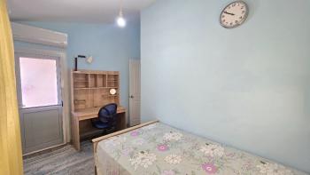 KKTC Girne Alsancak'ta Şokmar Market Arkasında Kiralık Full Eşyalı 3+1 Dubleks İkiz Villa