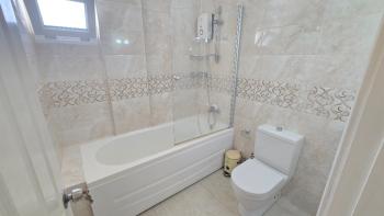 KKTC Girne Alsancak'ta Şokmar Market Arkasında Kiralık Full Eşyalı 3+1 Dubleks İkiz Villa