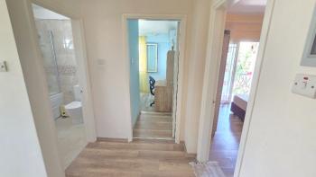 KKTC Girne Alsancak'ta Şokmar Market Arkasında Kiralık Full Eşyalı 3+1 Dubleks İkiz Villa