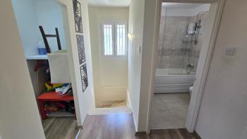 KKTC Girne Alsancak'ta Şokmar Market Arkasında Kiralık Full Eşyalı 3+1 Dubleks İkiz Villa