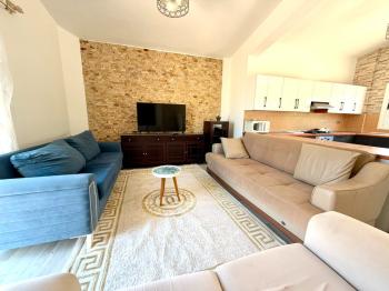 Kıbrıs Girne Merkez Geniş Teraslı Satılık 3+1 Full Penthouse