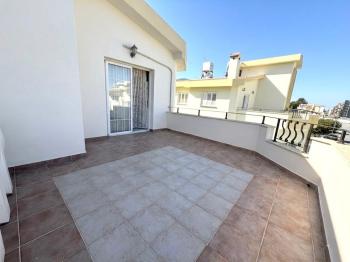 Kıbrıs Girne Merkez Geniş Teraslı Satılık 3+1 Full Penthouse