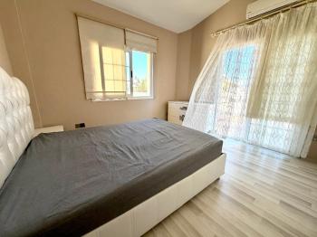 Kıbrıs Girne Merkez Geniş Teraslı Satılık 3+1 Full Penthouse