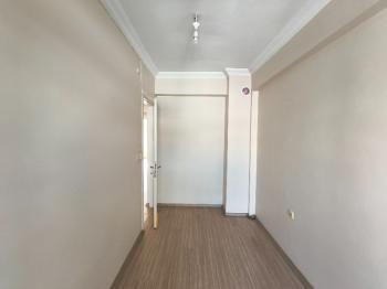 Antre Emlak'tan Kiralık Bozyaka Hastane Yanı 2+1,Otoparklı Doğalgazlı Yeni Daire