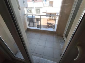 Antre Emlak'tan Kiralık Bozyaka Hastane Yanı 2+1,Otoparklı Doğalgazlı Yeni Daire