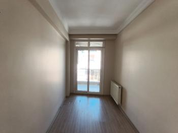 Antre Emlak'tan Kiralık Bozyaka Hastane Yanı 2+1,Otoparklı Doğalgazlı Yeni Daire