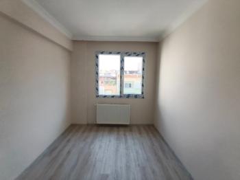 Antre Emlak'tan Kiralık Bozyaka Hastane Yanı Bahar Mahallesinde 3+1,Otoparklı Asansörlü Doğalgazlı Sıfır Daire