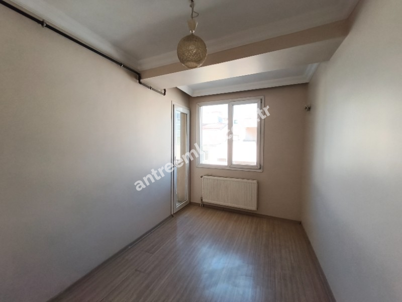 Antre Emlak'tan Kiralık Bozyaka Hastane Yanı 2+1,Otoparklı Doğalgazlı Yeni Daire