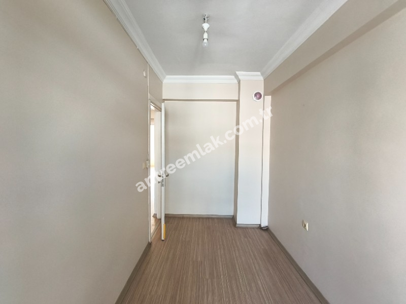 Antre Emlak'tan Kiralık Bozyaka Hastane Yanı 2+1,Otoparklı Doğalgazlı Yeni Daire