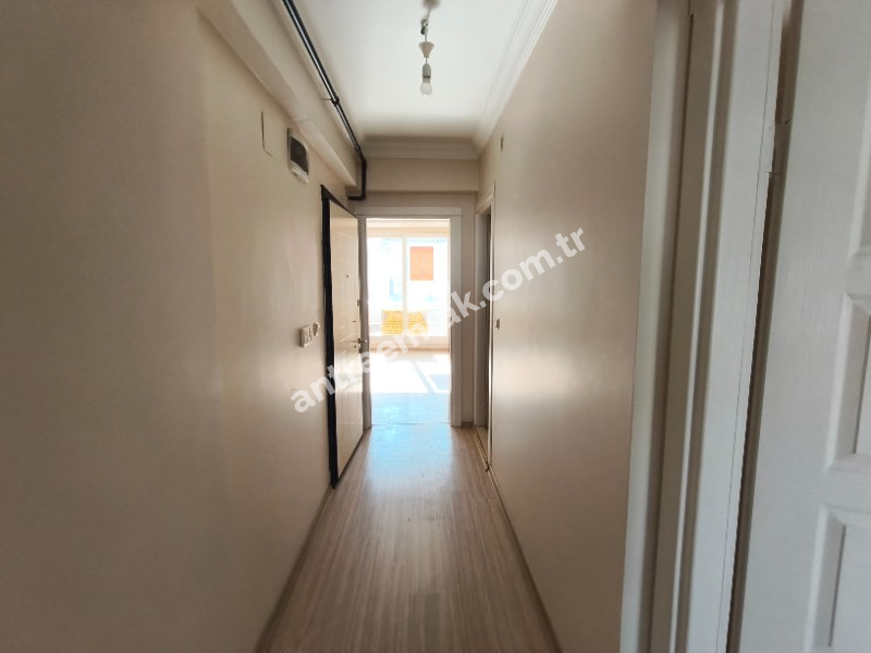 Antre Emlak'tan Kiralık Bozyaka Hastane Yanı 2+1,Otoparklı Doğalgazlı Yeni Daire