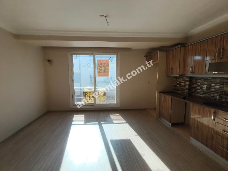 Antre Emlak'tan Kiralık Bozyaka Hastane Yanı 2+1,Otoparklı Doğalgazlı Yeni Daire