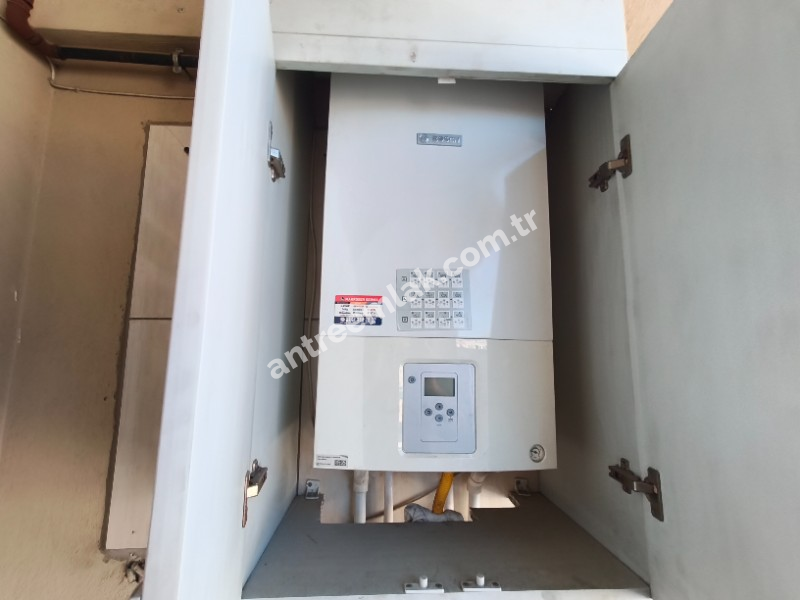 Antre Emlak'tan Kiralık Bozyaka Hastane Yanı 2+1,Otoparklı Doğalgazlı Yeni Daire