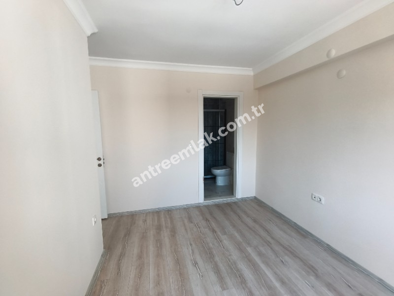Antre Emlak'tan Kiralık Bozyaka Hastane Yanı Bahar Mahallesinde 3+1,Otoparklı Asansörlü Doğalgazlı Sıfır Daire