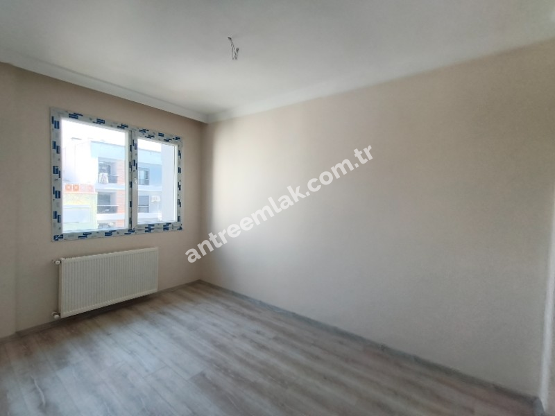 Antre Emlak'tan Kiralık Bozyaka Hastane Yanı Bahar Mahallesinde 3+1,Otoparklı Asansörlü Doğalgazlı Sıfır Daire