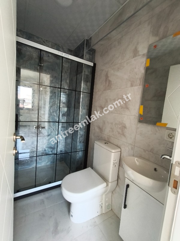 Antre Emlak'tan Kiralık Bozyaka Hastane Yanı Bahar Mahallesinde 3+1,Otoparklı Asansörlü Doğalgazlı Sıfır Daire