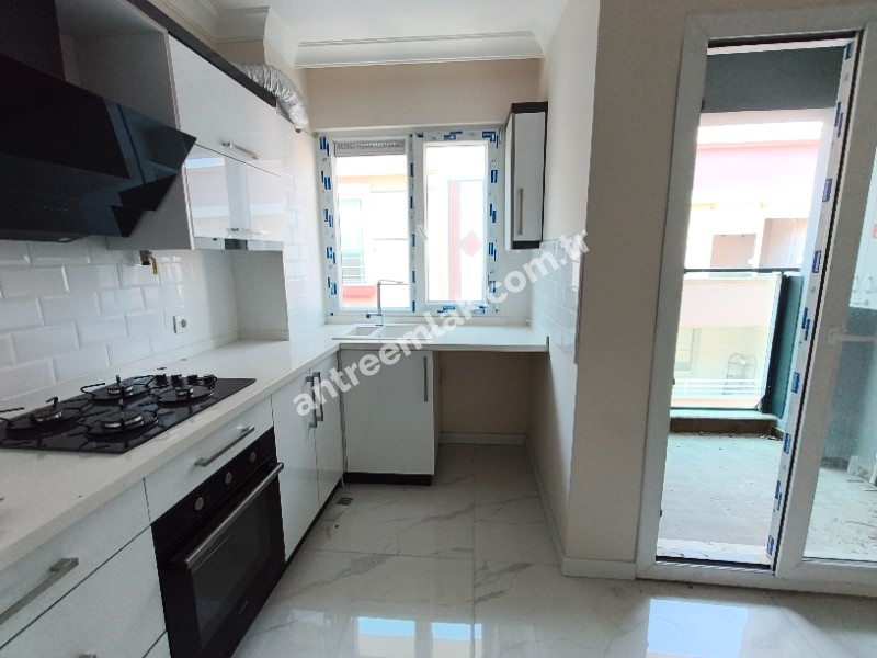 Antre Emlak'tan Kiralık Bozyaka Hastane Yanı Bahar Mahallesinde 3+1,Otoparklı Asansörlü Doğalgazlı Sıfır Daire