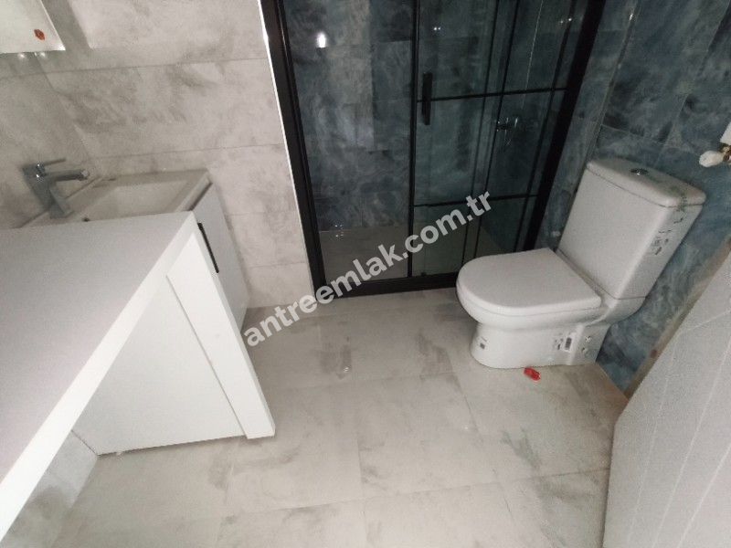 Antre Emlak'tan Kiralık Bozyaka Hastane Yanı Bahar Mahallesinde 3+1,Otoparklı Asansörlü Doğalgazlı Sıfır Daire