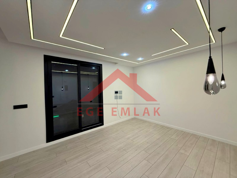 Didim'de Satılık 4+1 Ayrı Mutfaklı Villa